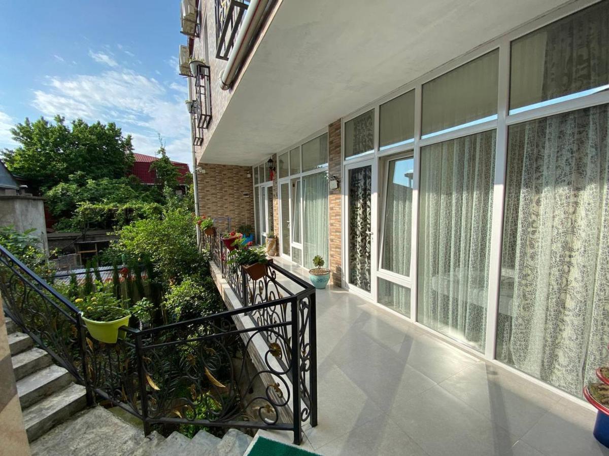 Guest House Ocean Force Batumi Exterior foto