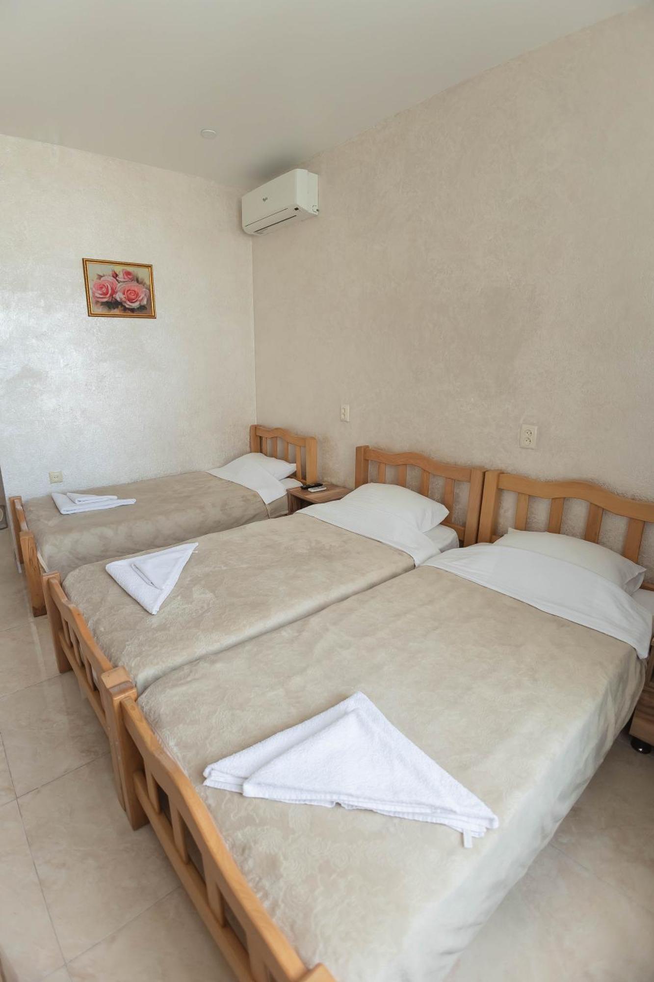Guest House Ocean Force Batumi Exterior foto